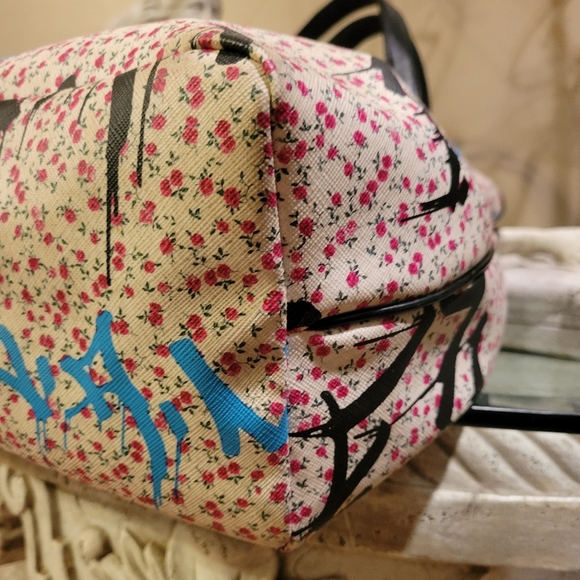 L.A.M.B. by Gwen Stefani Ditzy Graffiti Tote Luxury Designer Bag #594 - Picture 8 of 14